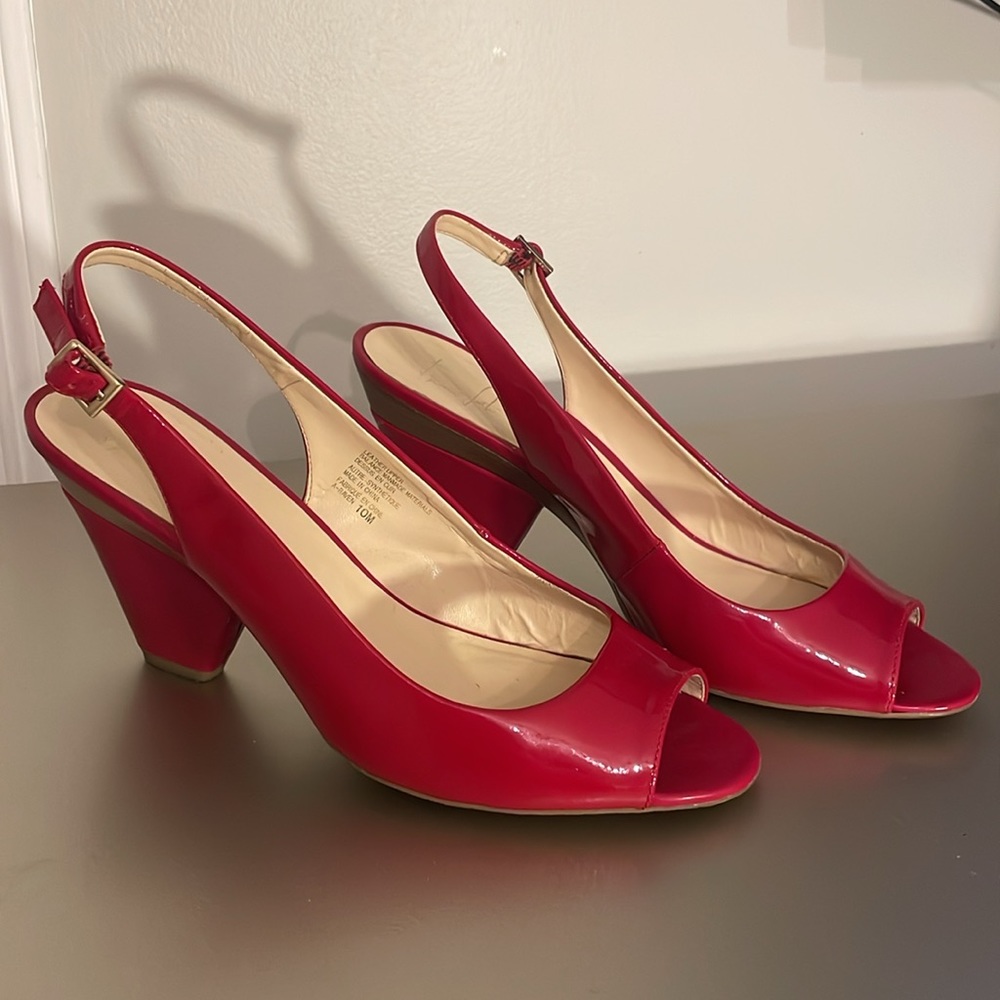 Franko Sarto - red patent wedge sandals - size 10